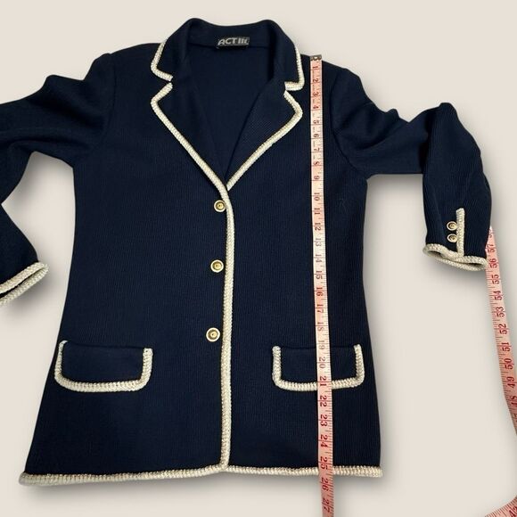 Vintage 70s ACT III Lightweight Navy Blazer with white and gold trim size small - Picture 9 of 13